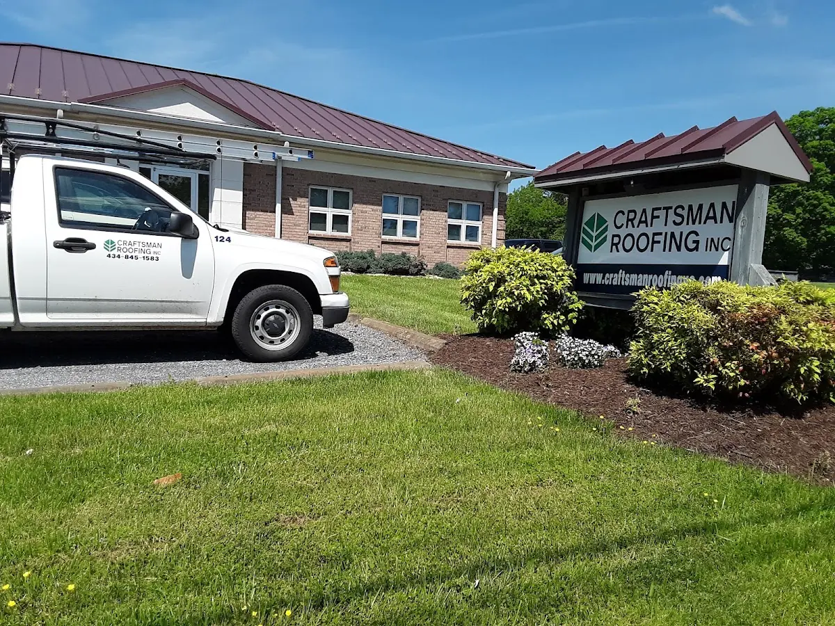 Quality Gutter & Downspout Repair by experienced craftsmen in Goulder